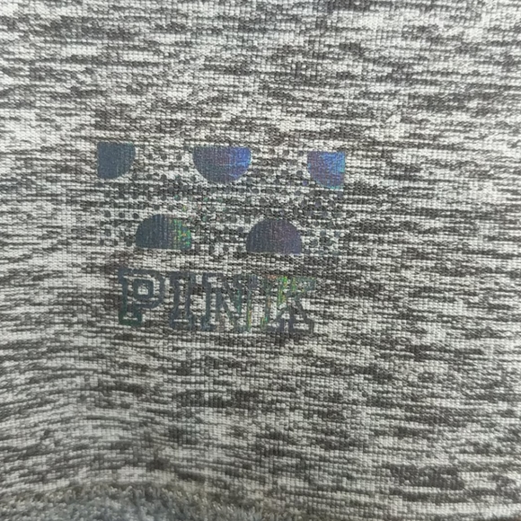 Pink Victoria's Secret leggings with mesh - Picture 3 of 8